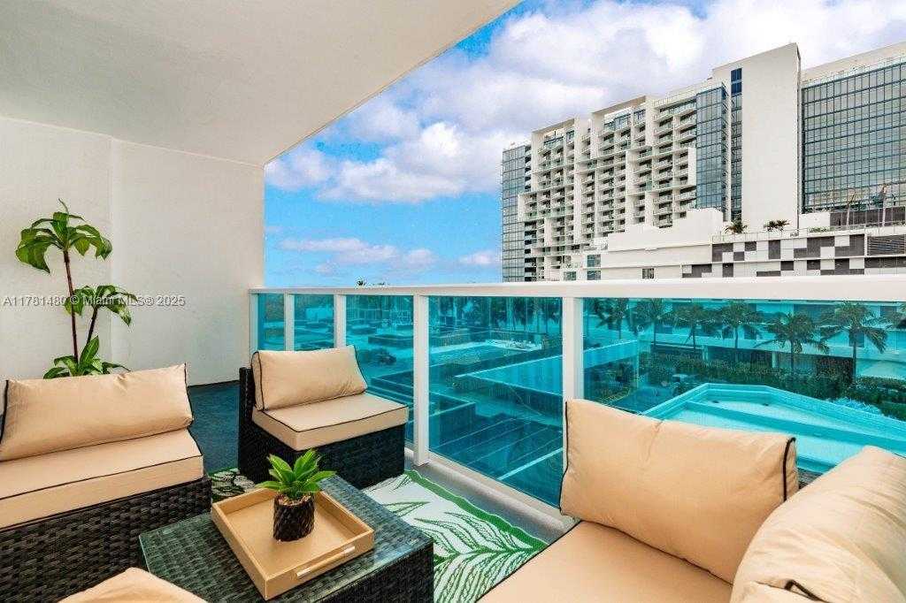 Small Image of 2301 COLLINS AVE #401, Miami Beach Number 2