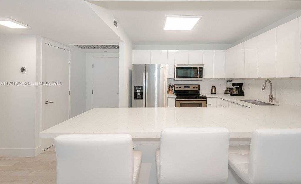 Small Image of 2301 COLLINS AVE #401, Miami Beach Number 20
