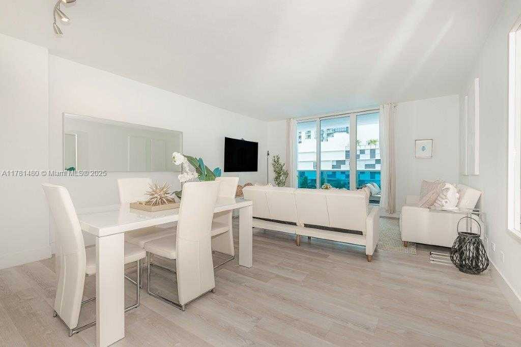 Small Image of 2301 COLLINS AVE #401, Miami Beach Number 9