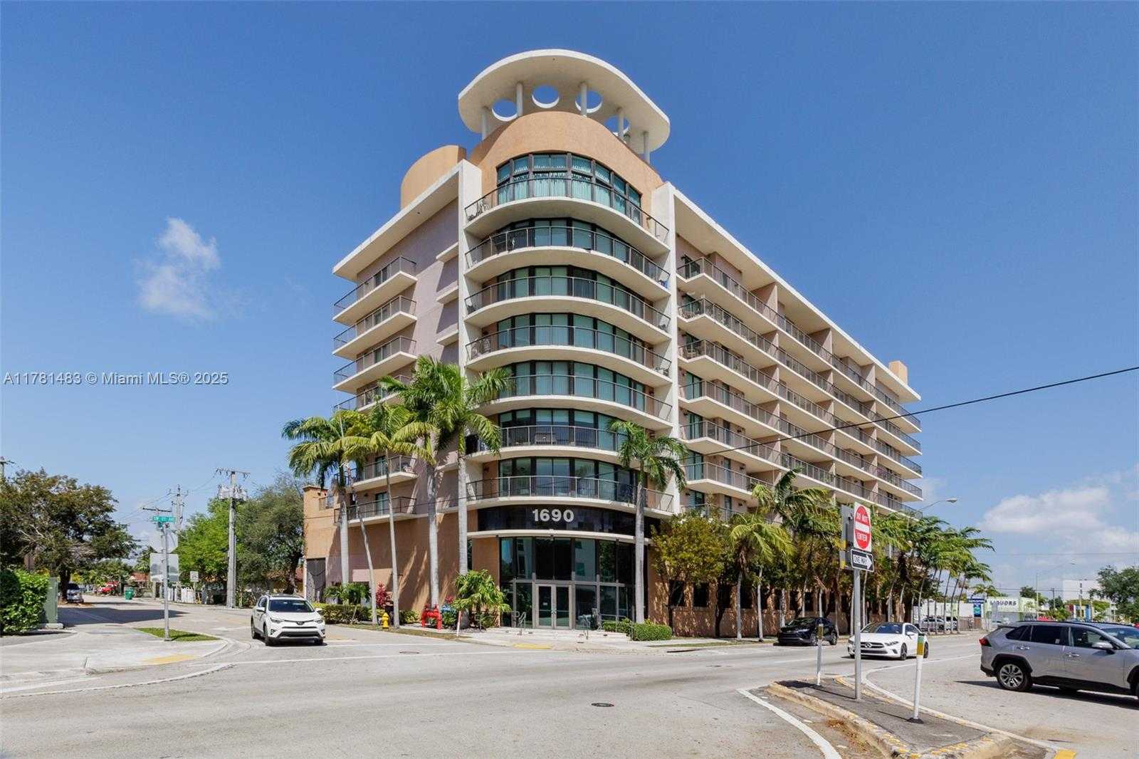 Small Image of 1690 SOUTH WEST 27TH AVE #301, Miami Number 15