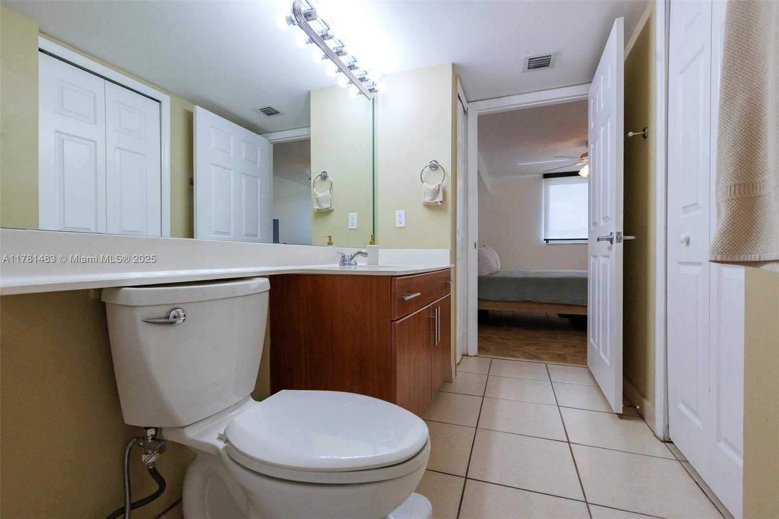 Small Image of 1690 SOUTH WEST 27TH AVE #301, Miami Number 9