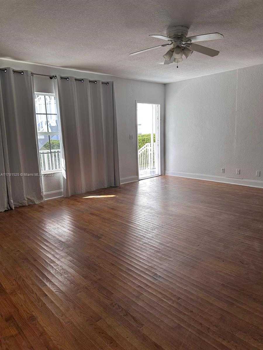 Small Image of 1065 97TH ST #1A, Bay Harbor Islands Number 12