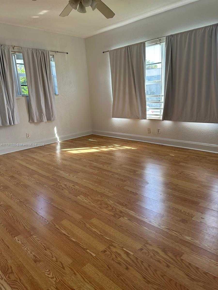 Small Image of 1065 97TH ST #1A, Bay Harbor Islands Number 7