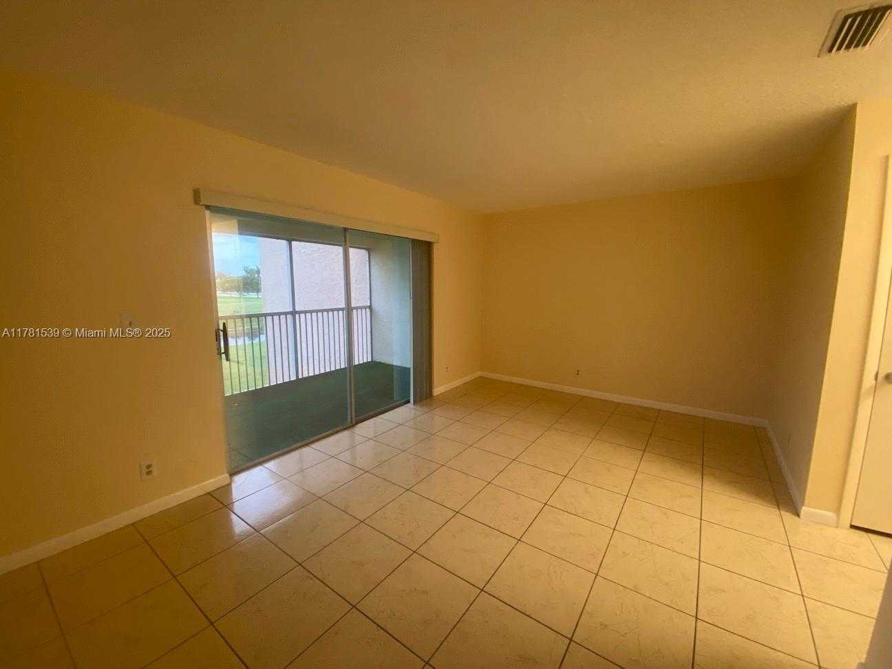 Small Image of 6890 ROYAL PALM BLVD #305H, Margate Number 16