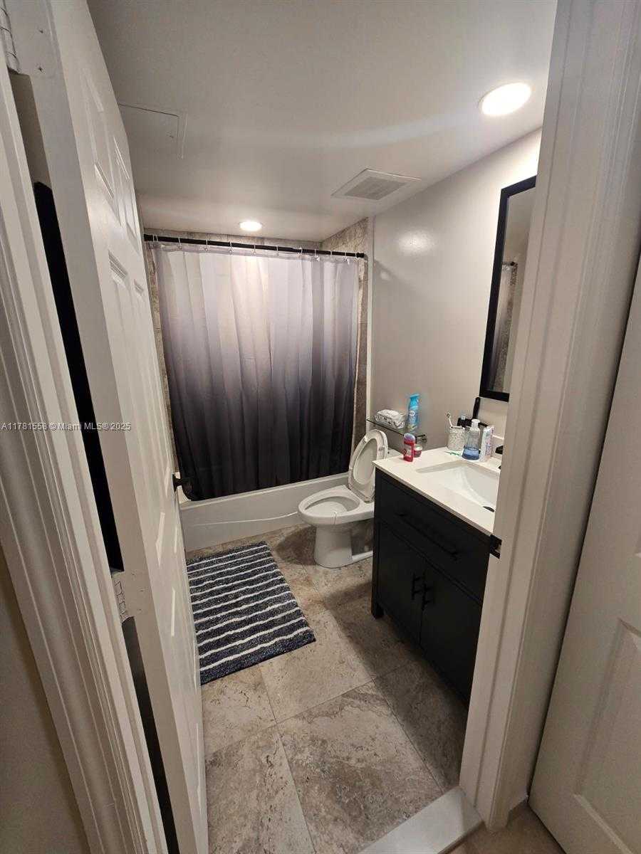 Small Image of 1755 EAST HALLANDALE BEACH BLVD #1608E, Hallandale Beach Number 27