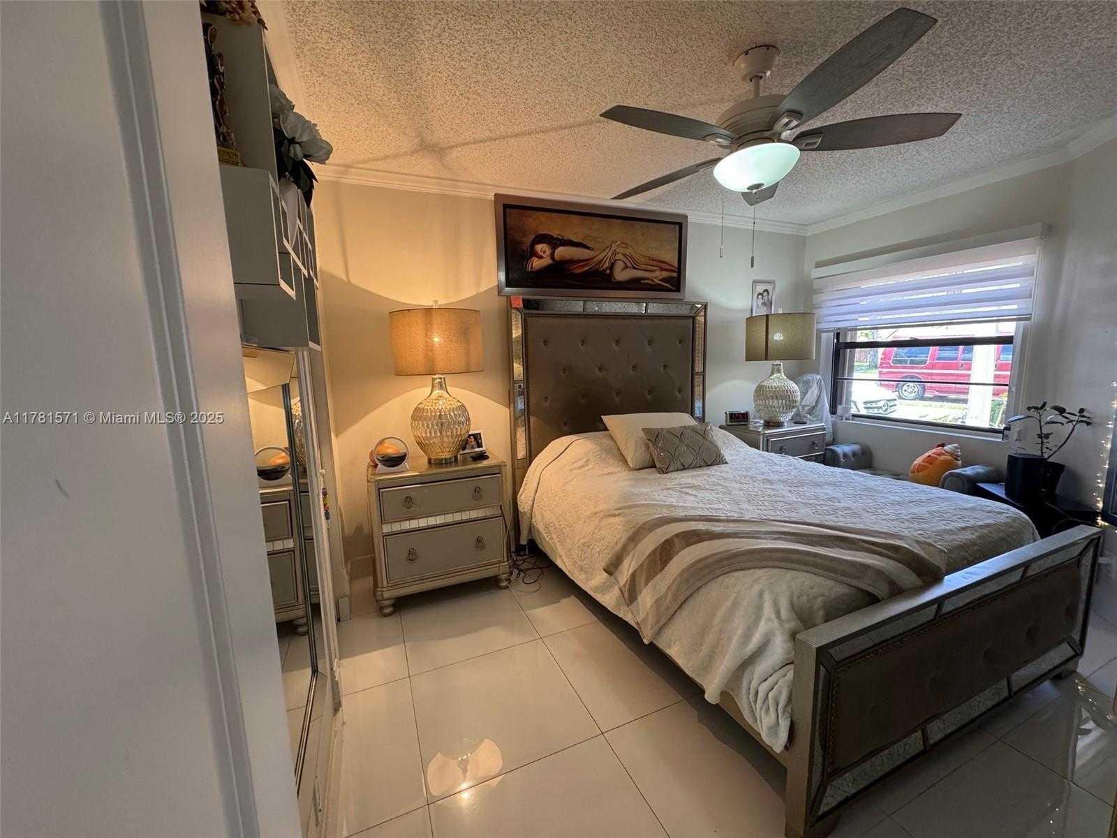 Small Image of 17012 NORTH WEST 66TH CT, Hialeah Number 15