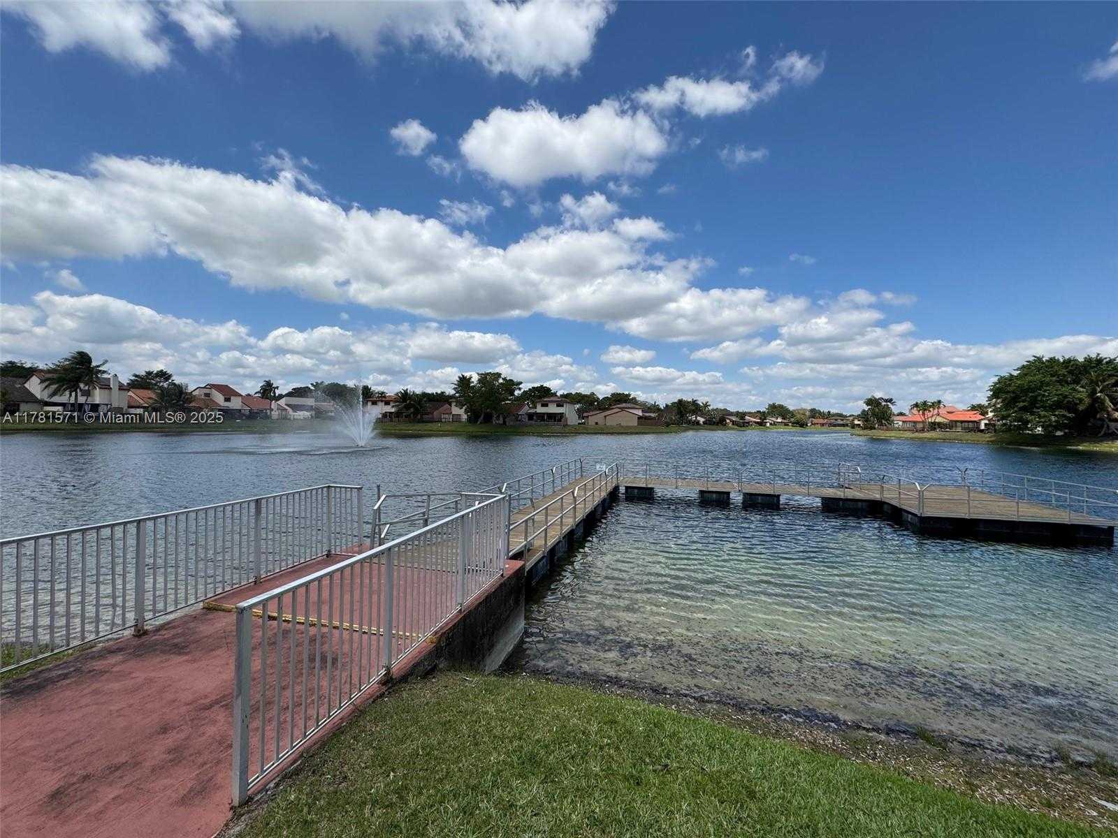 Small Image of 17012 NORTH WEST 66TH CT, Hialeah Number 30