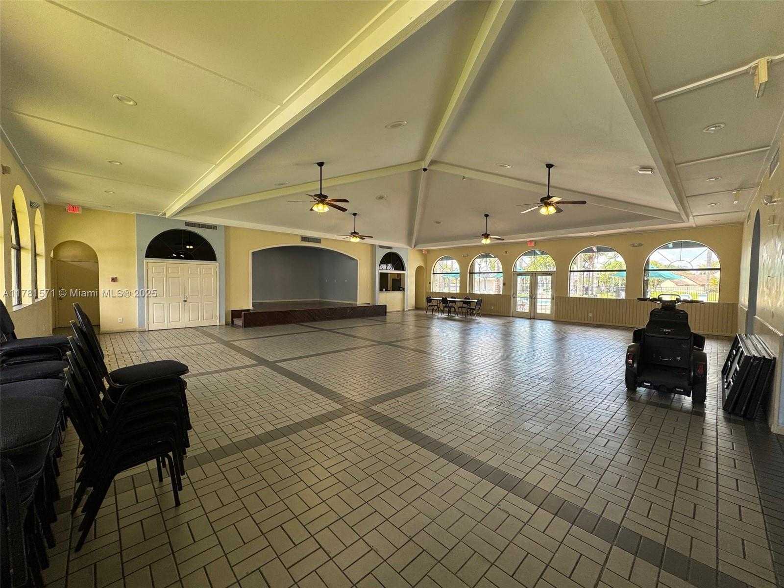 Small Image of 17012 NORTH WEST 66TH CT, Hialeah Number 37