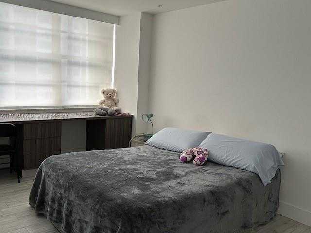 Small Image of 18041 BISCAYNE BLVD #904, Aventura Number 13