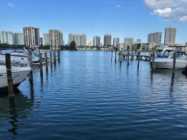 Small Image of 18041 BISCAYNE BLVD #904, Aventura Number 2
