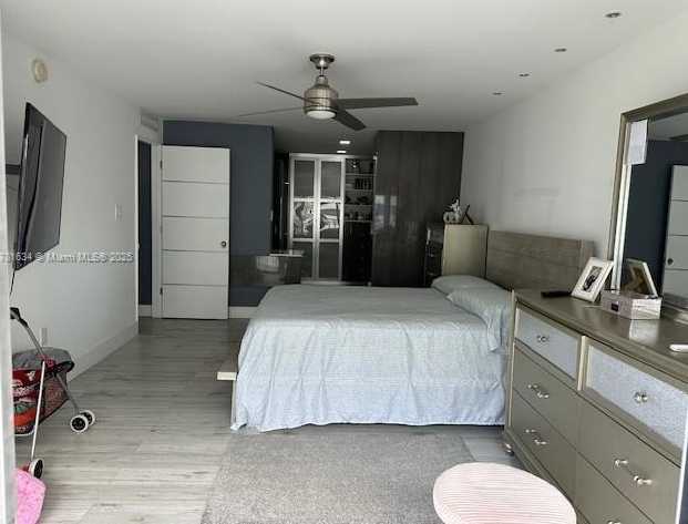 Small Image of 18041 BISCAYNE BLVD #904, Aventura Number 8