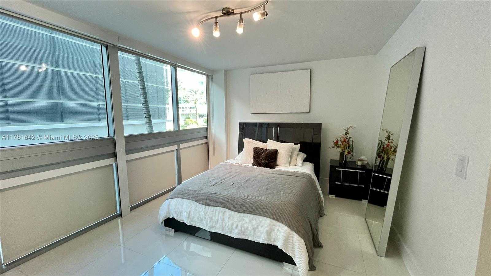 Small Image of 2950 NORTH EAST 188TH ST #143, Aventura Number 7