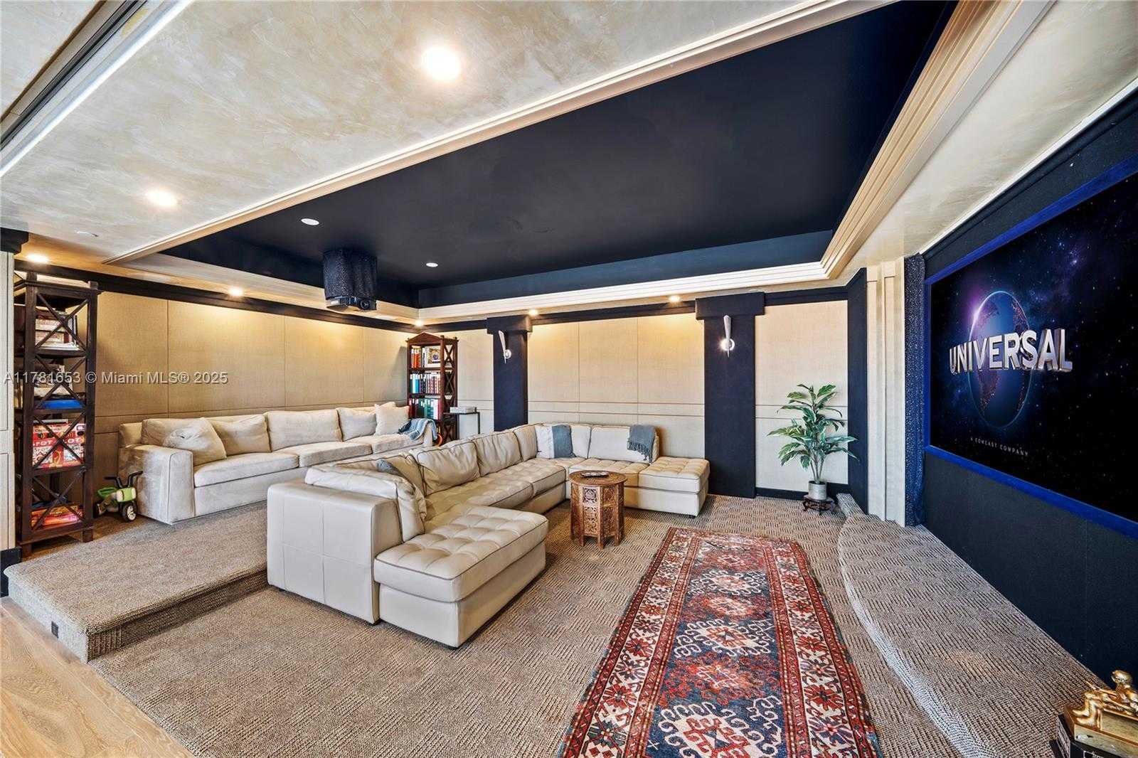 Small Image of 60 EDGEWATER DR #TS-E, Coral Gables Number 11