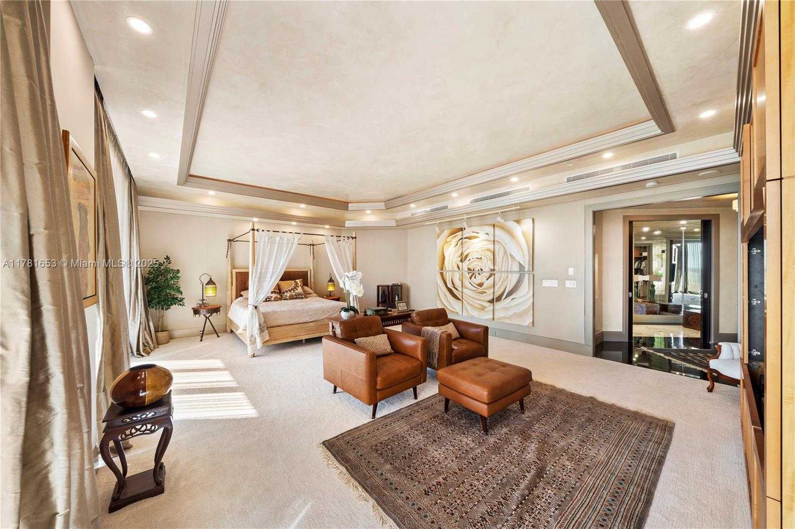 Small Image of 60 EDGEWATER DR #TS-E, Coral Gables Number 29
