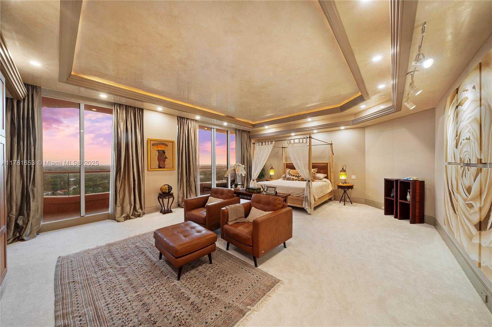 Small Image of 60 EDGEWATER DR #TS-E, Coral Gables Number 30