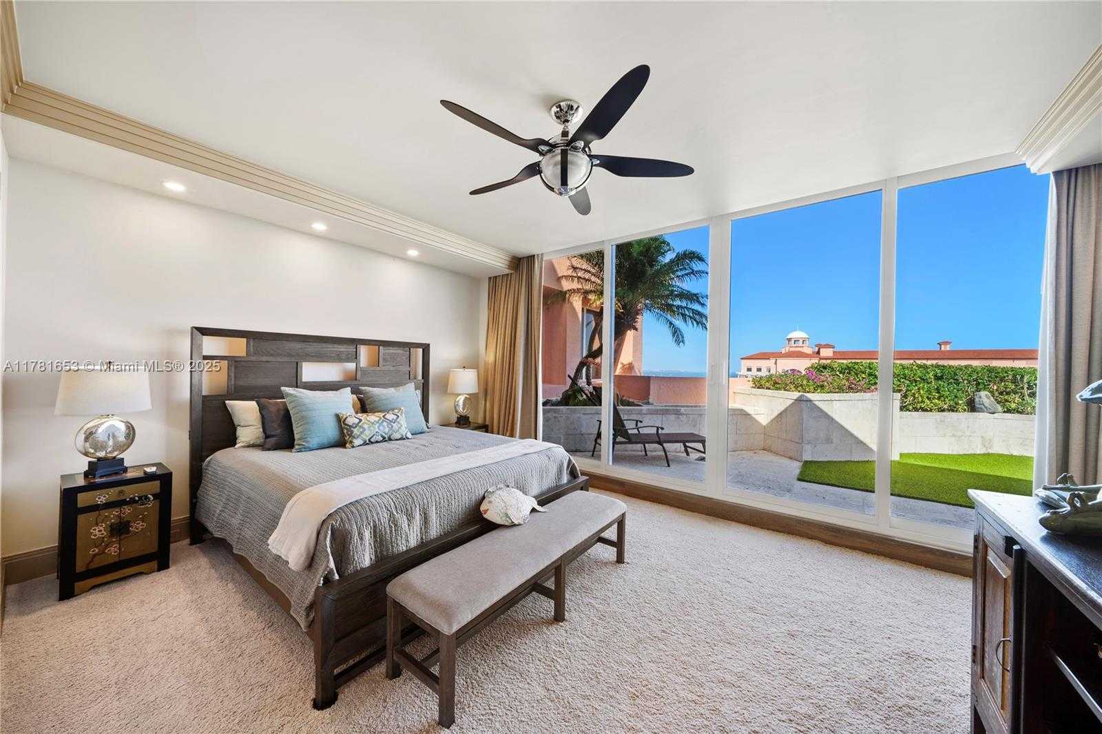 Small Image of 60 EDGEWATER DR #TS-E, Coral Gables Number 39