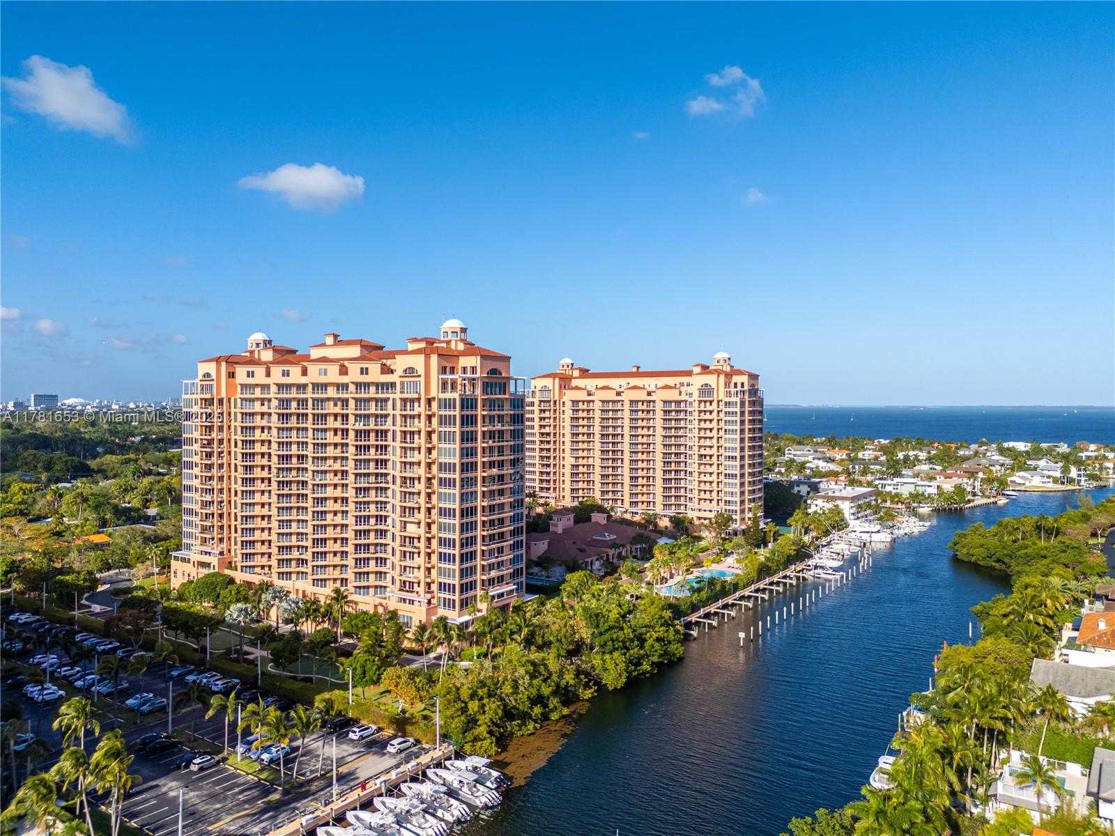 Small Image of 60 EDGEWATER DR #TS-E, Coral Gables Number 47