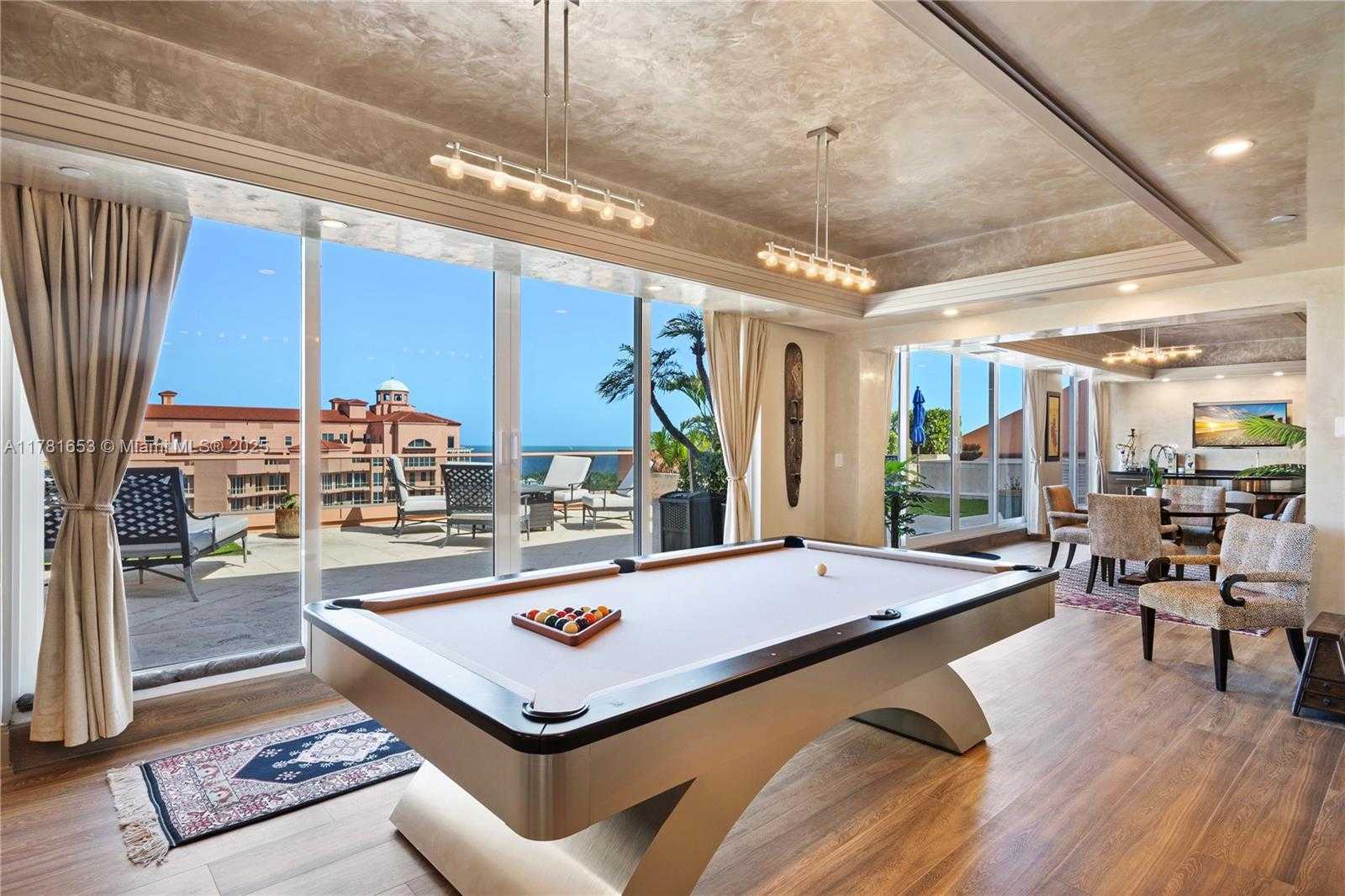 Small Image of 60 EDGEWATER DR #TS-E, Coral Gables Number 9