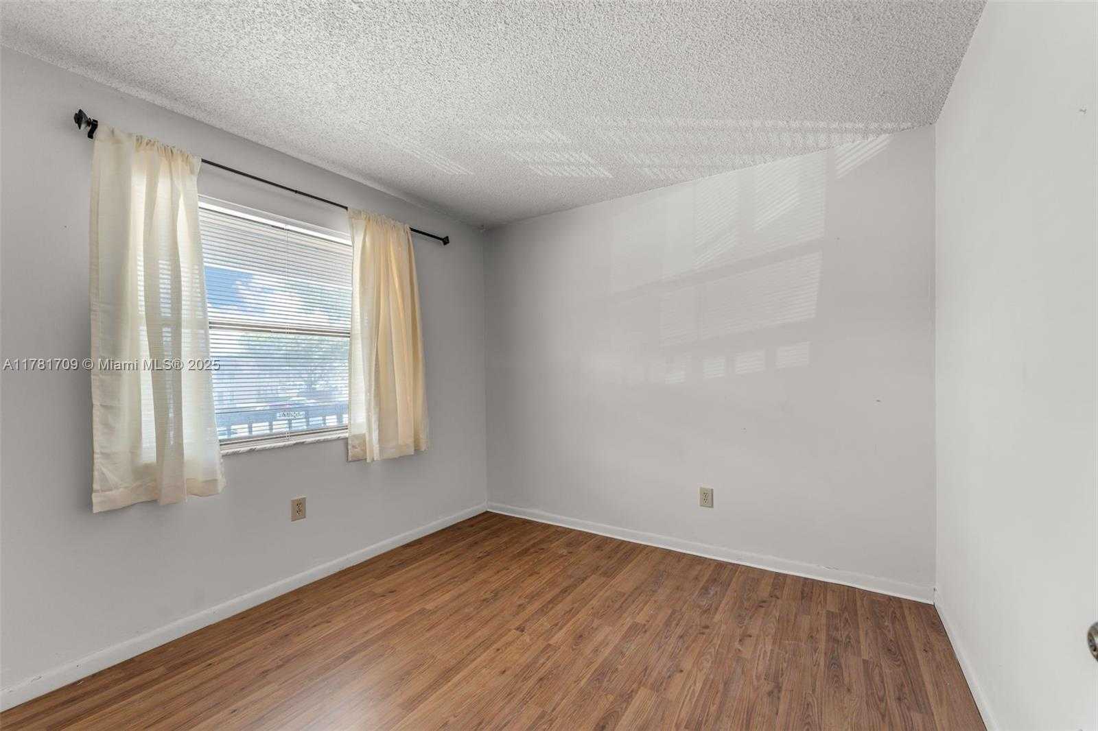Small Image of 14859 SOUTH WEST 104TH ST #8-203, Miami Number 12