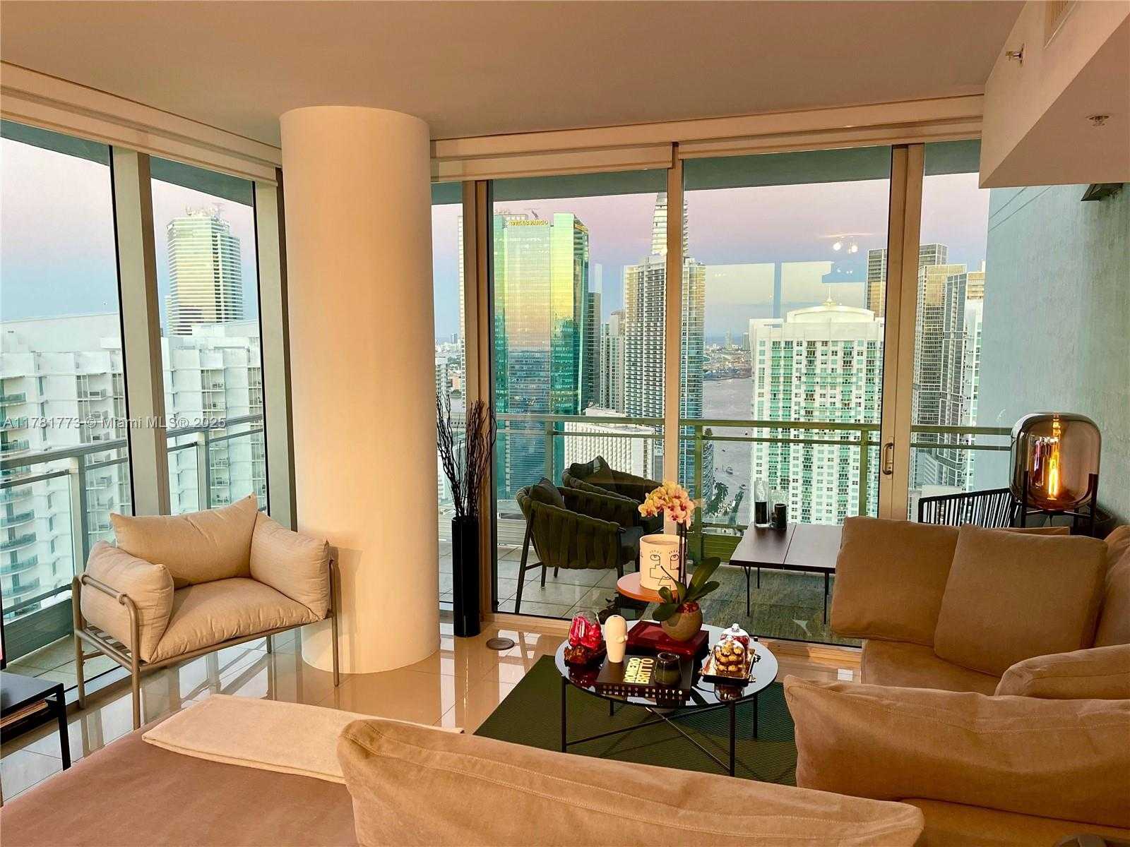 Small Image of 92 SOUTH WEST 3RD ST #4410, Miami Number 10