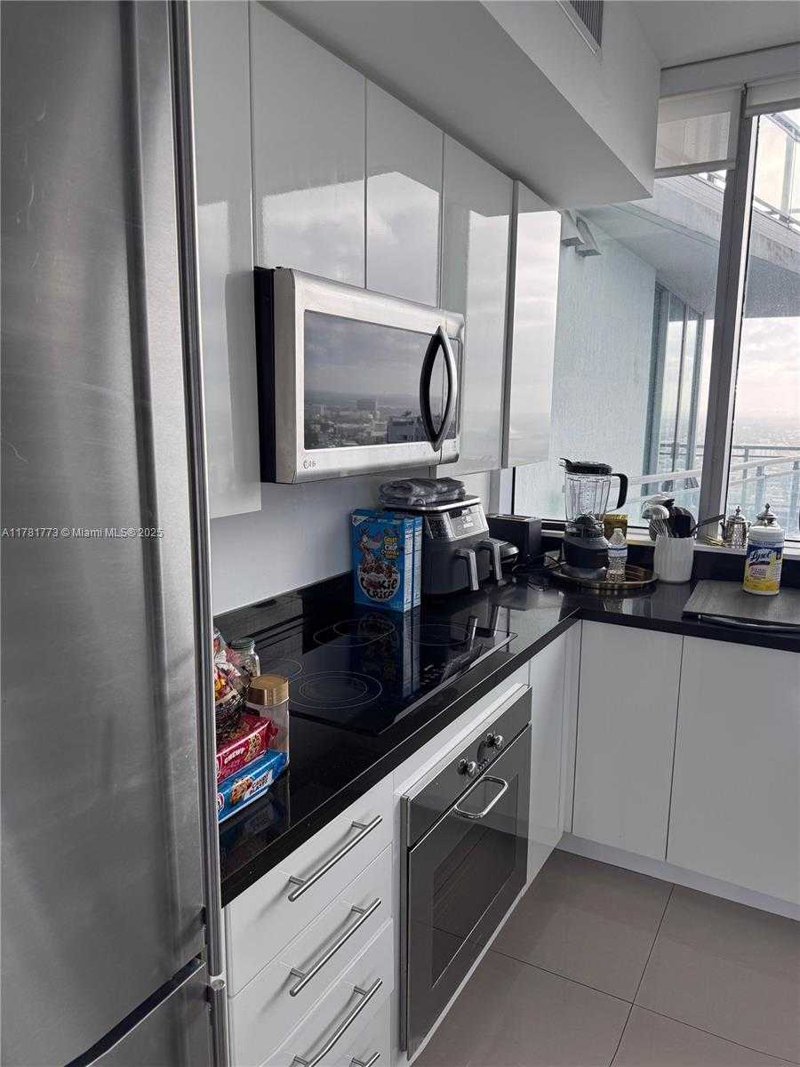 Small Image of 92 SOUTH WEST 3RD ST #4410, Miami Number 15
