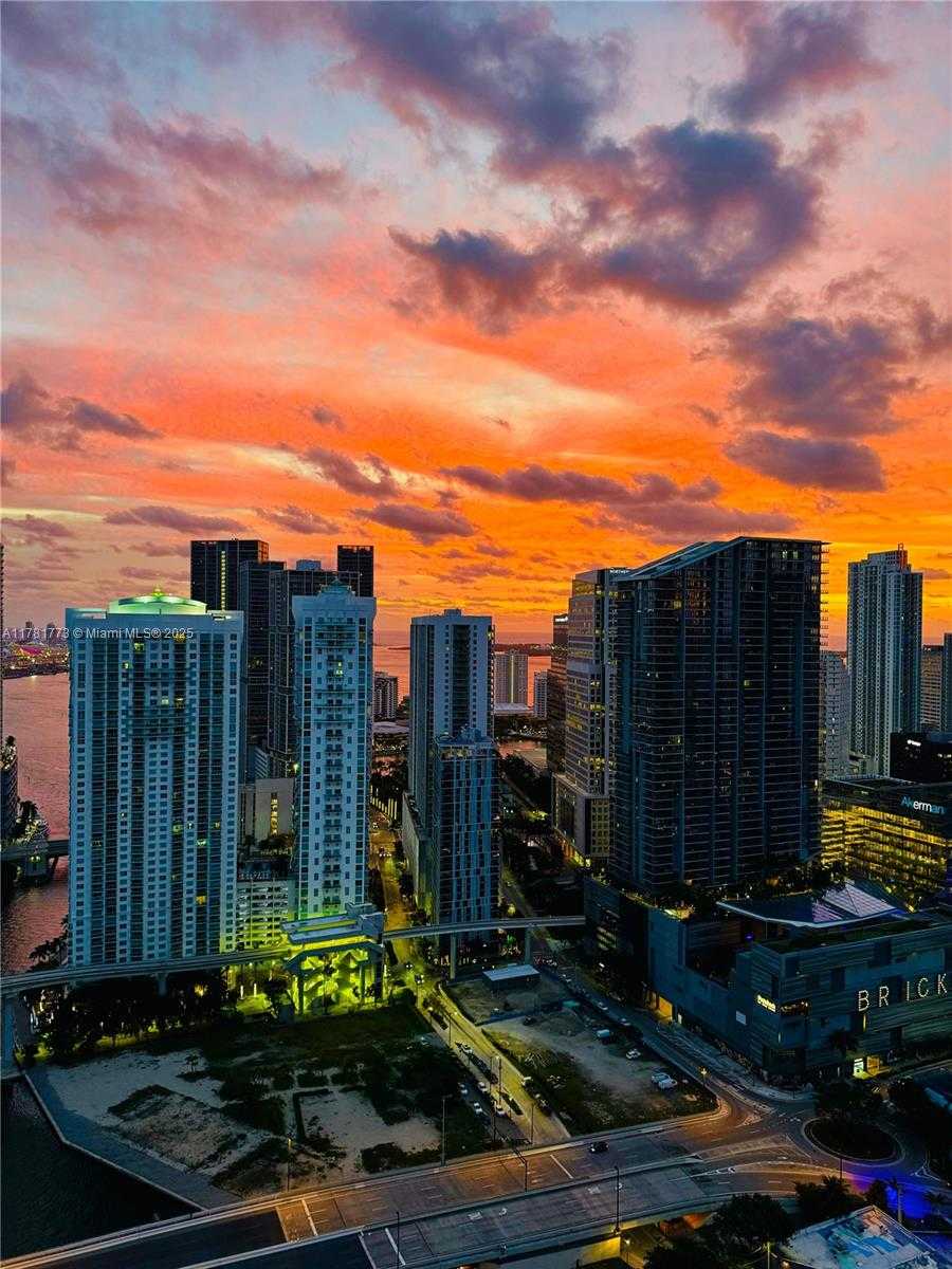Small Image of 92 SOUTH WEST 3RD ST #4410, Miami Number 5