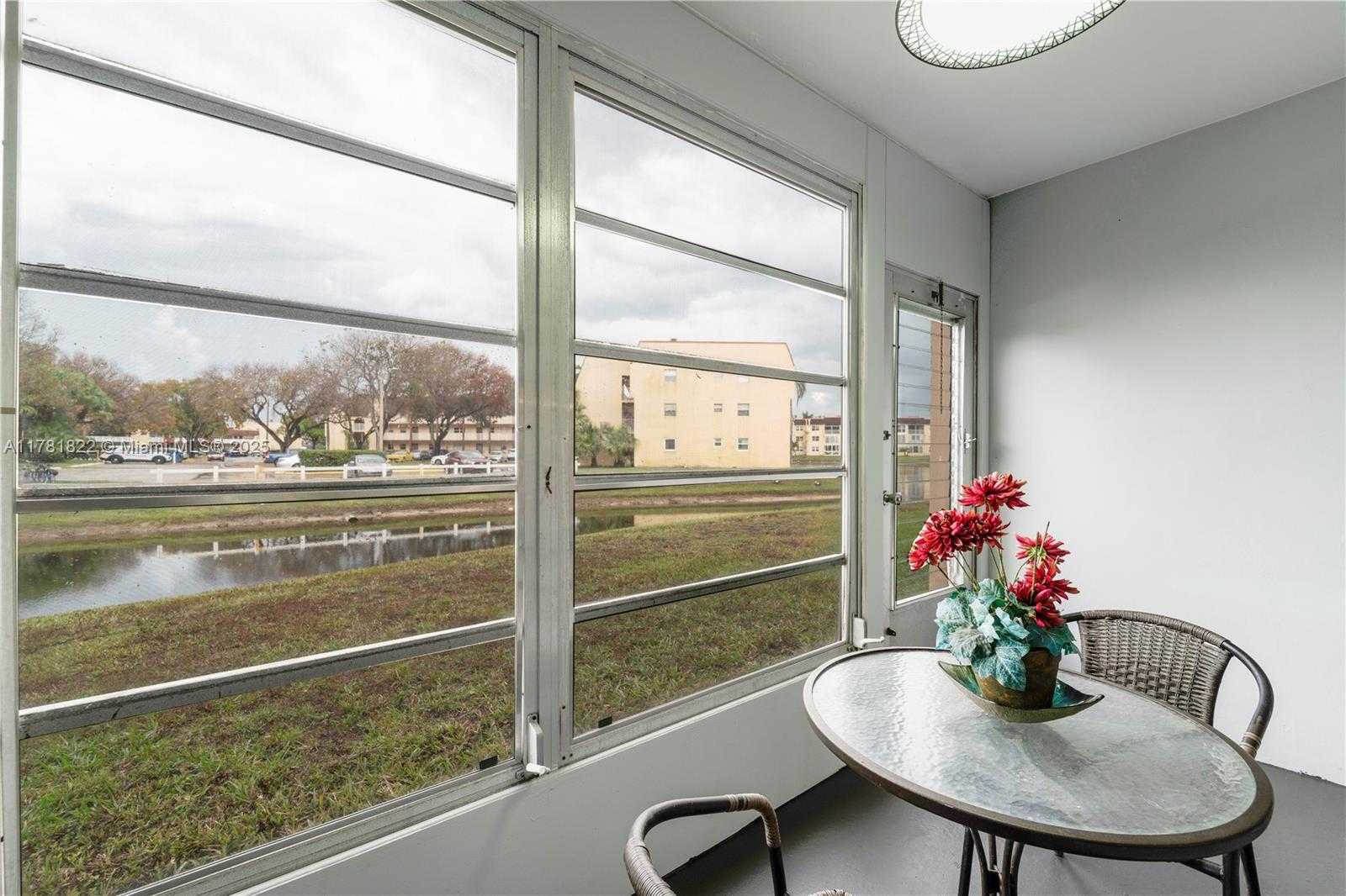 Small Image of 9001 SUNRISE LAKES BLVD #106, Sunrise Number 12