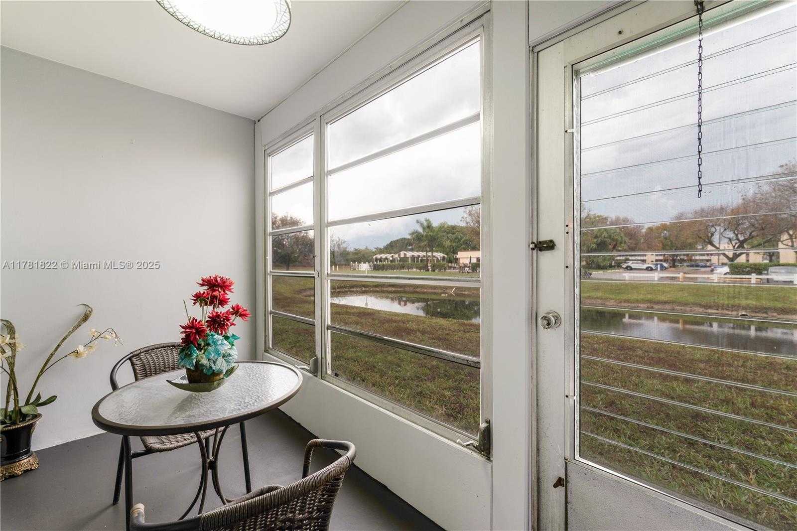 Small Image of 9001 SUNRISE LAKES BLVD #106, Sunrise Number 13