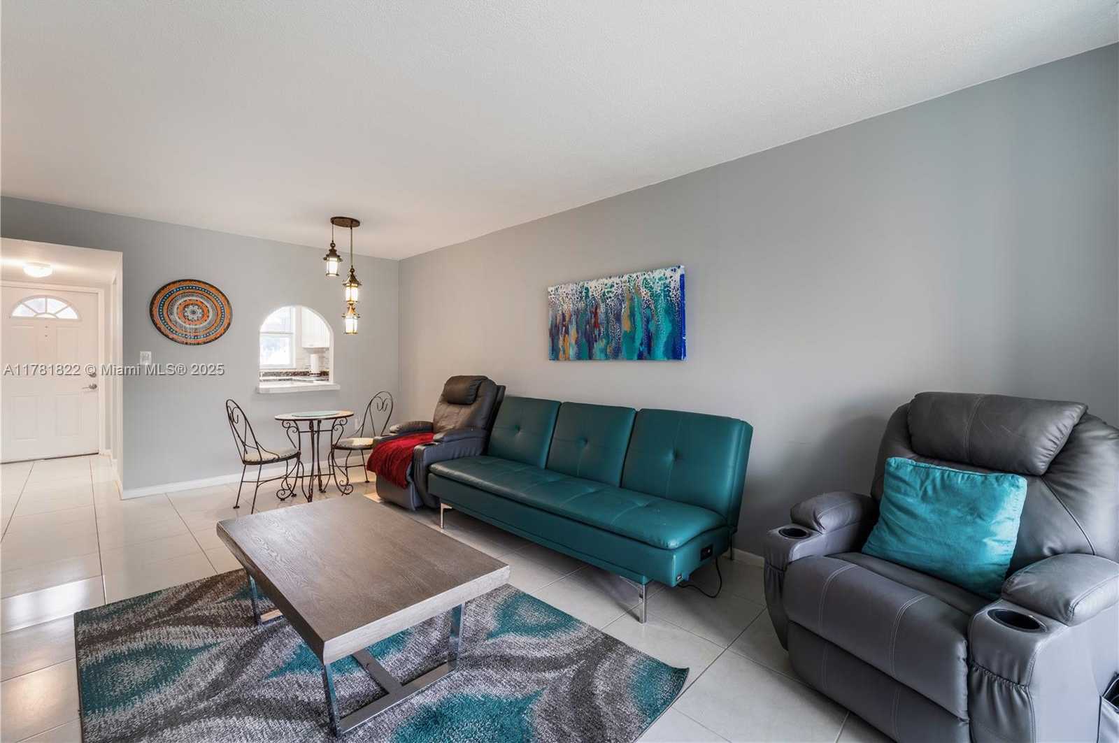 Small Image of 9001 SUNRISE LAKES BLVD #106, Sunrise Number 4