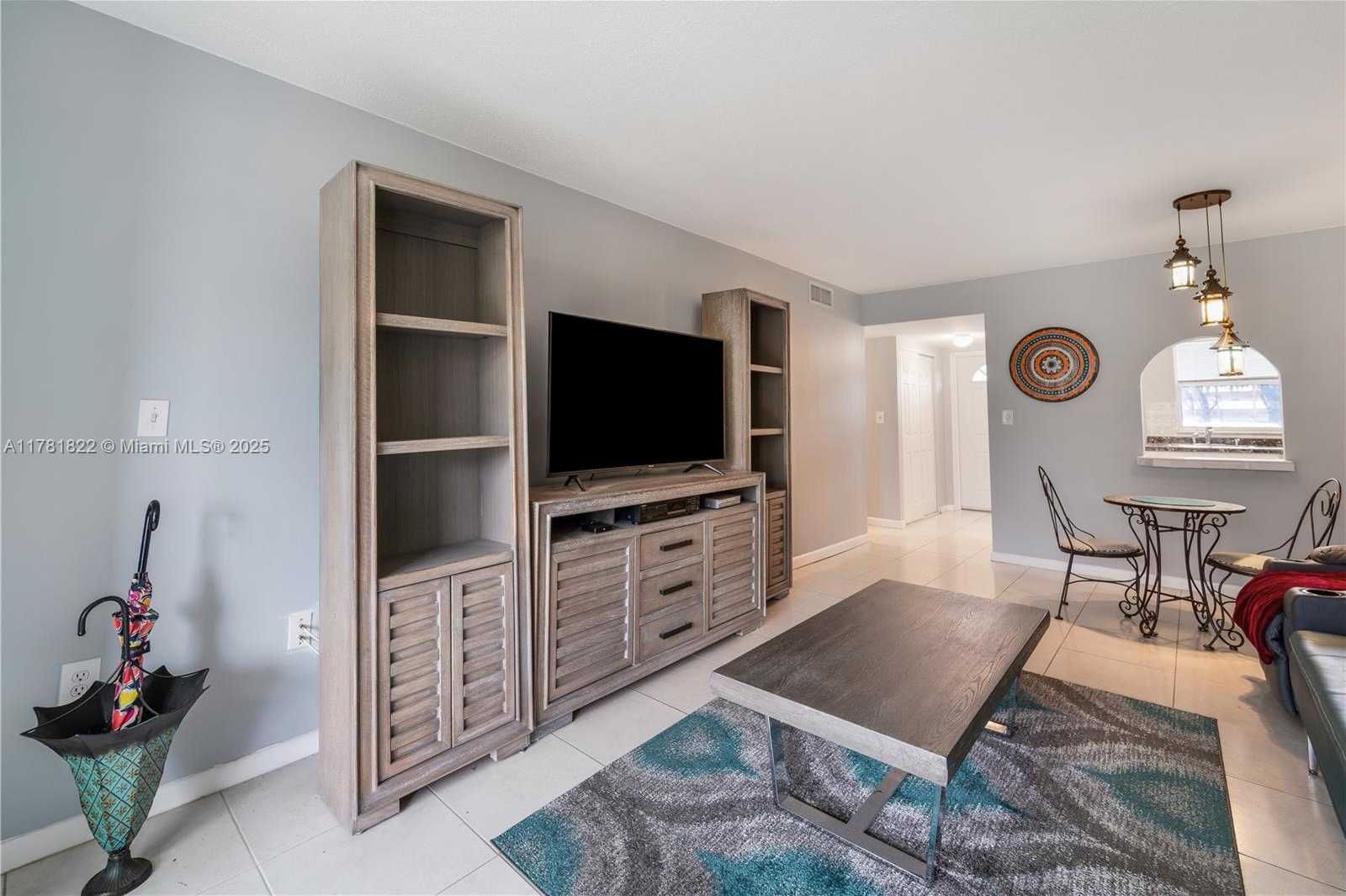 Small Image of 9001 SUNRISE LAKES BLVD #106, Sunrise Number 5