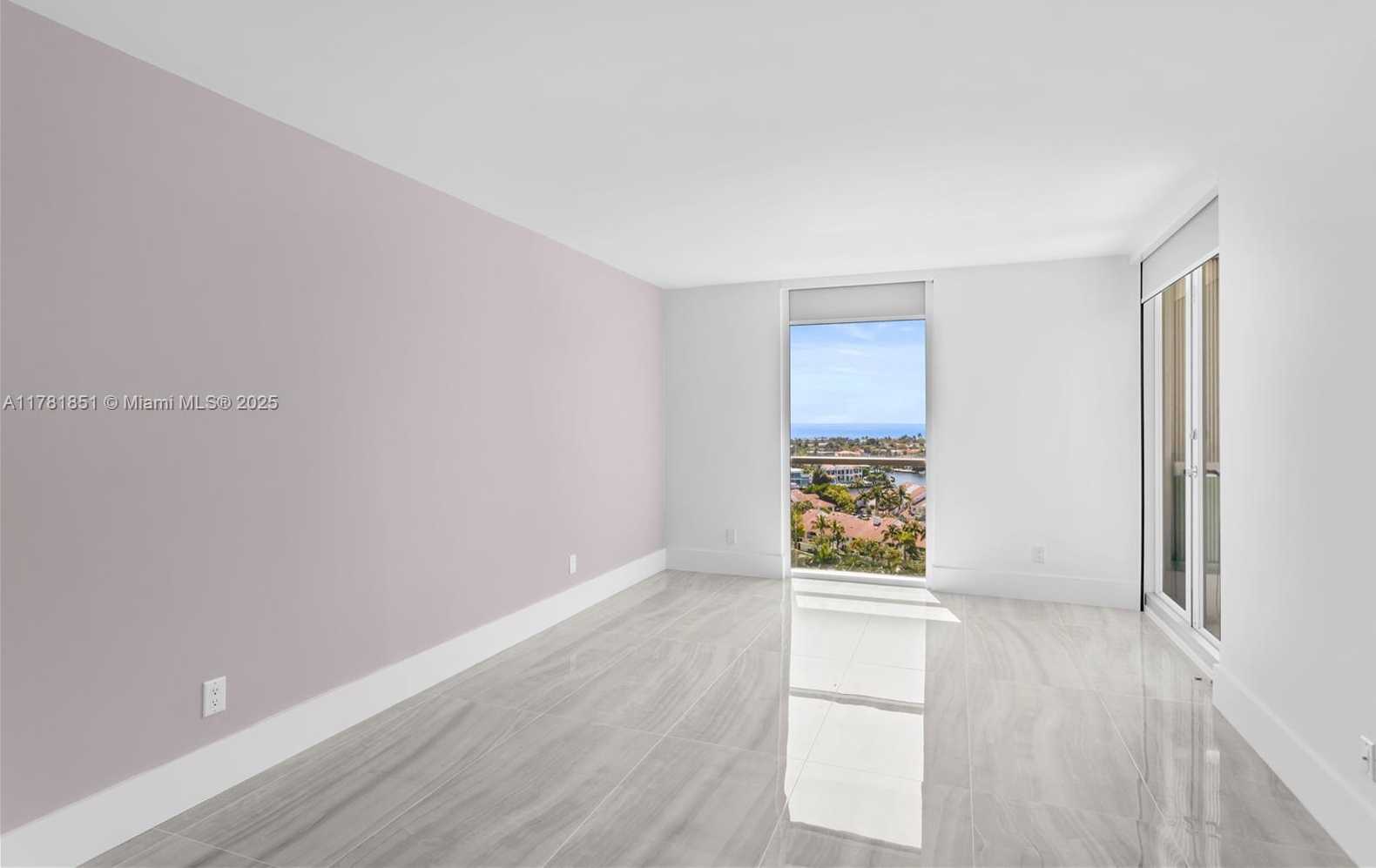 Small Image of 21055 Yacht Club Dr, Aventura, FL 33180, USA Number 20