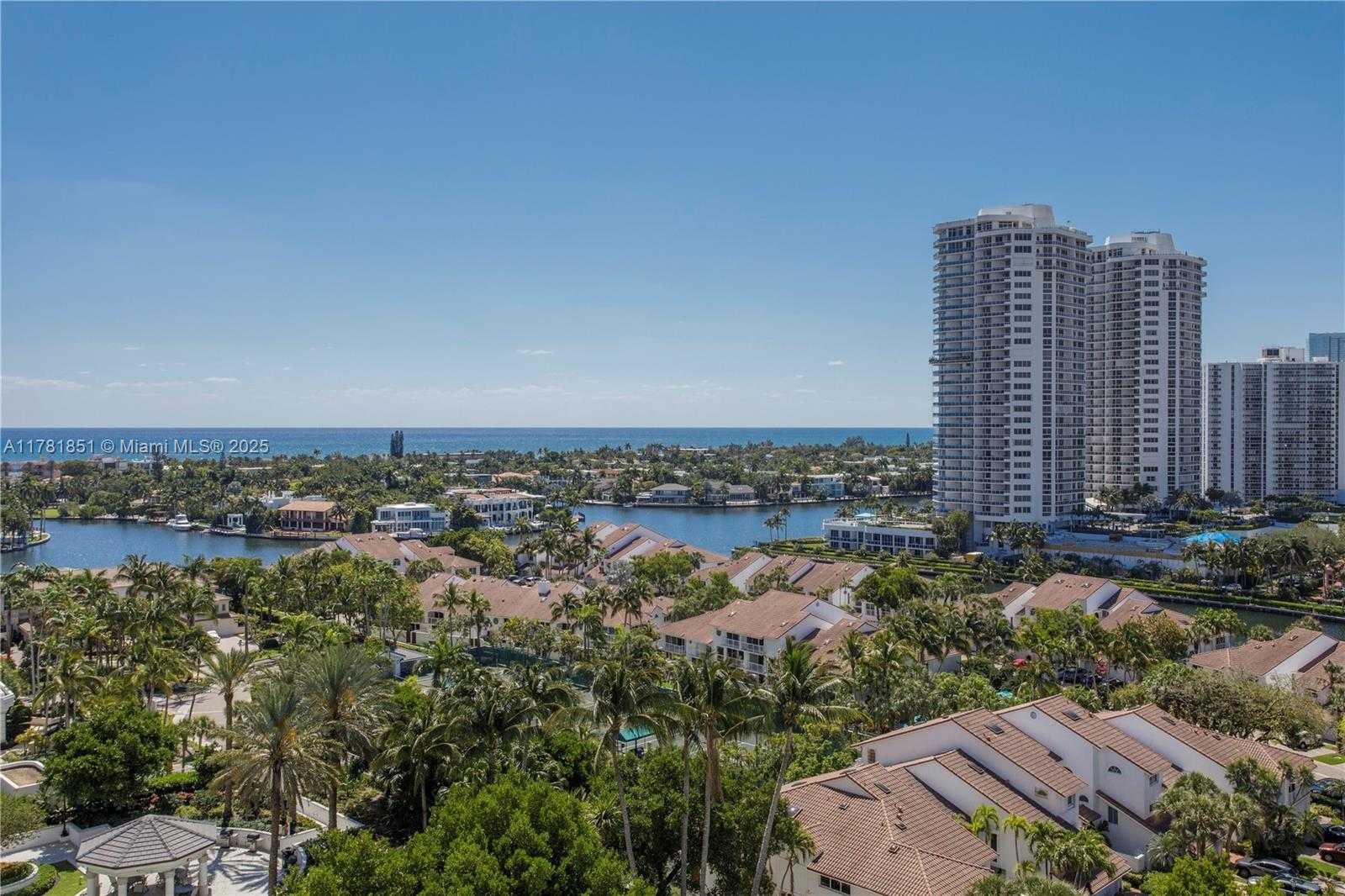Small Image of 21055 Yacht Club Dr, Aventura, FL 33180, USA Number 30
