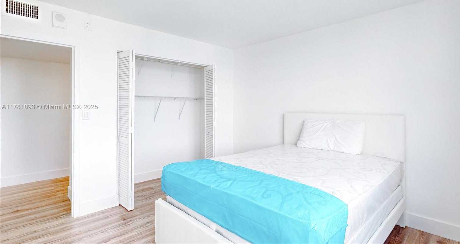 Small Image of 16570 NORTH EAST 26TH AVE #6F, North Miami Beach Number 22