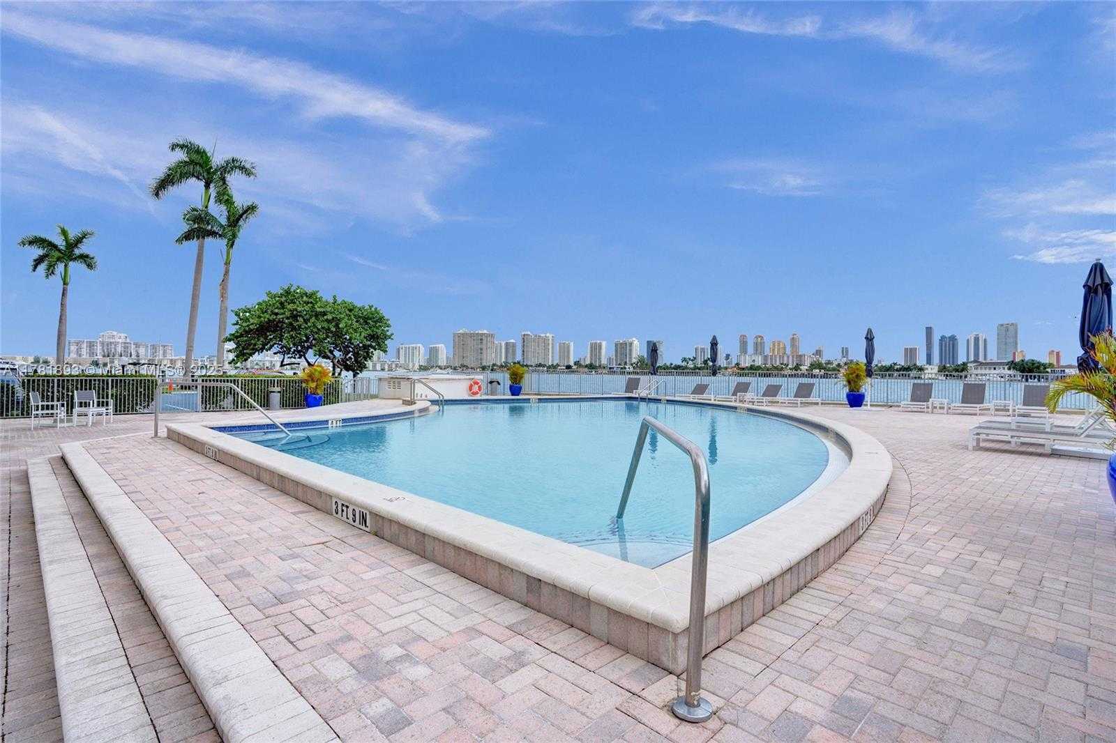 Small Image of 16570 NORTH EAST 26TH AVE #6F, North Miami Beach Number 37