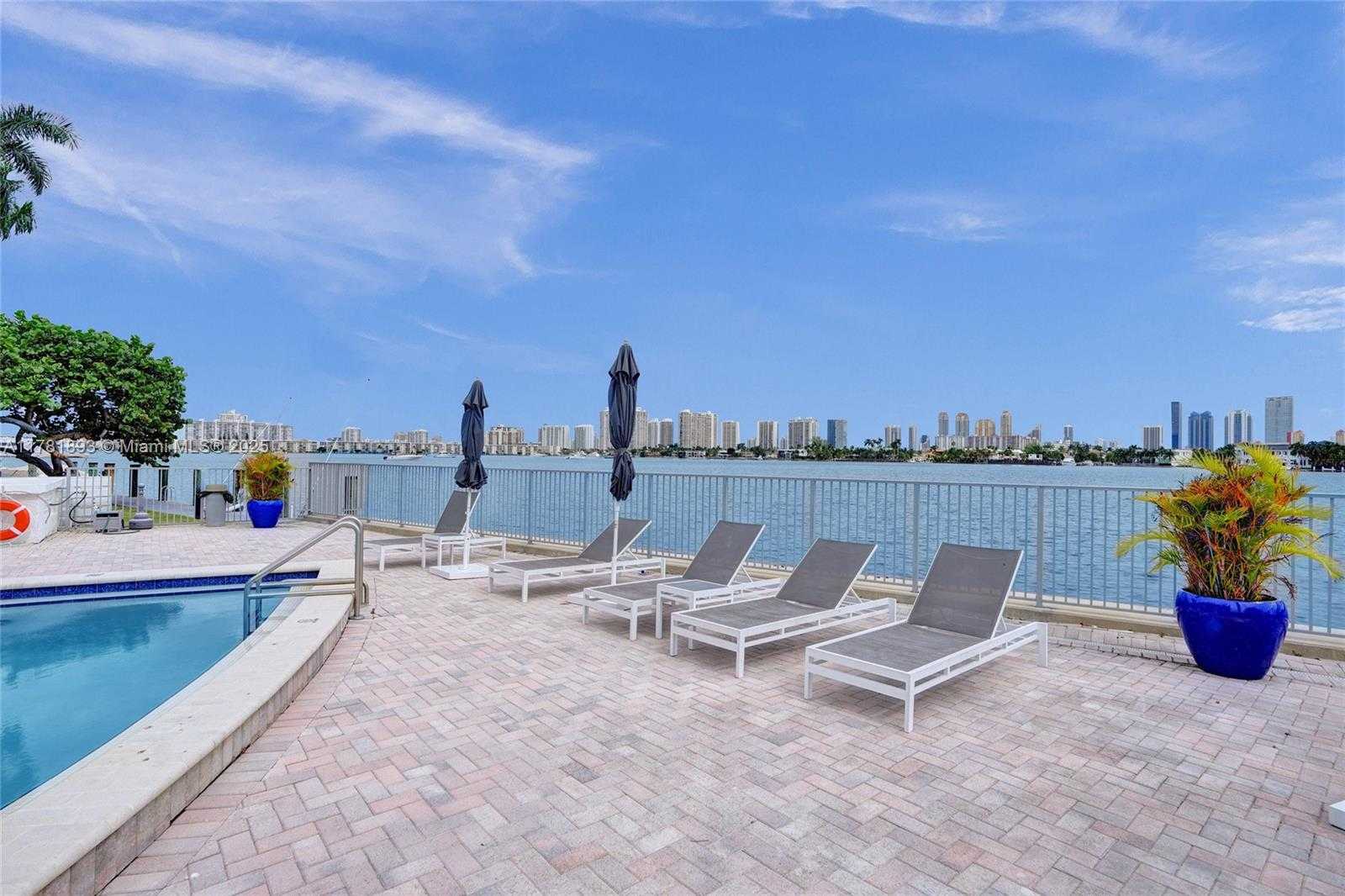 Small Image of 16570 NORTH EAST 26TH AVE #6F, North Miami Beach Number 42