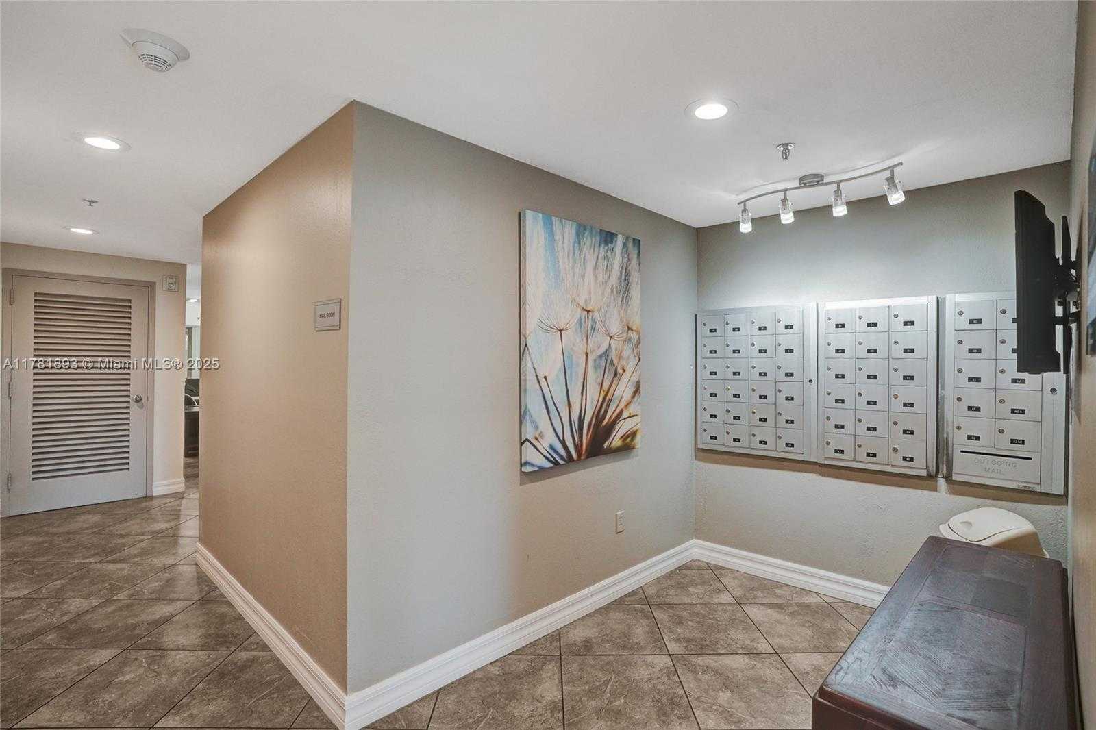 Small Image of 16570 NORTH EAST 26TH AVE #6F, North Miami Beach Number 45