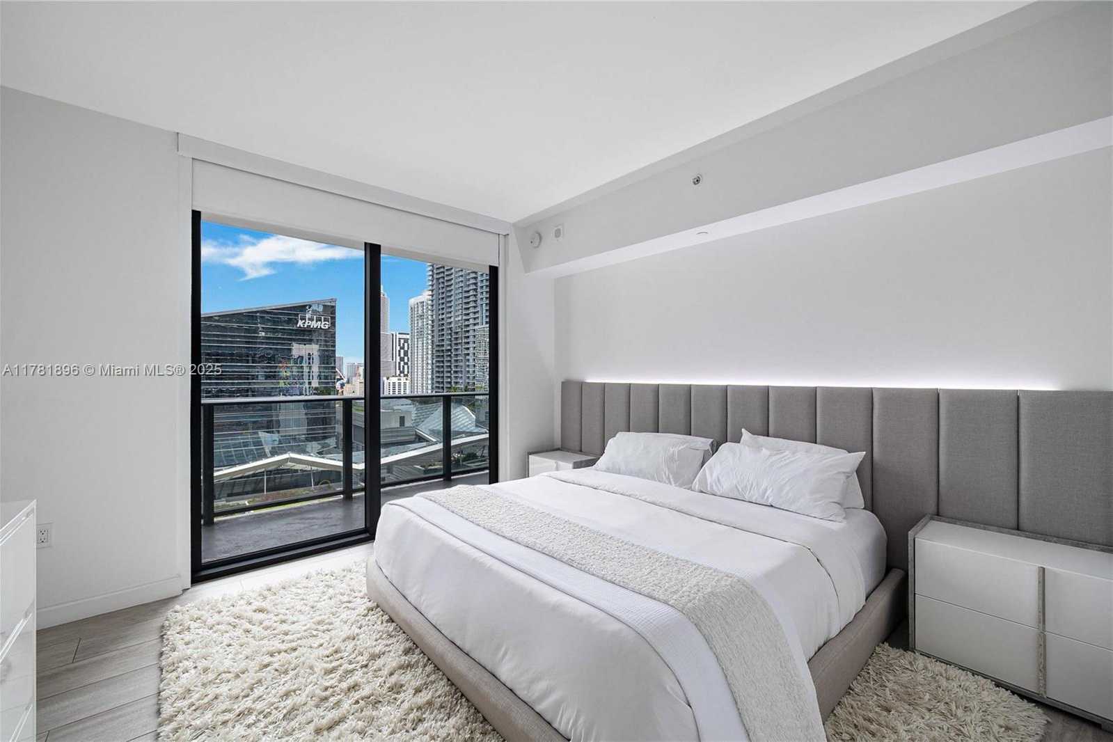 Small Image of 45 SOUTH WEST 9TH ST #1508, Miami Number 7