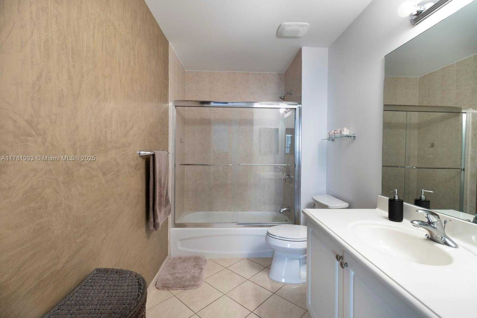 Small Image of 8390 SOUTH WEST 72ND AVE #517, Miami Number 14