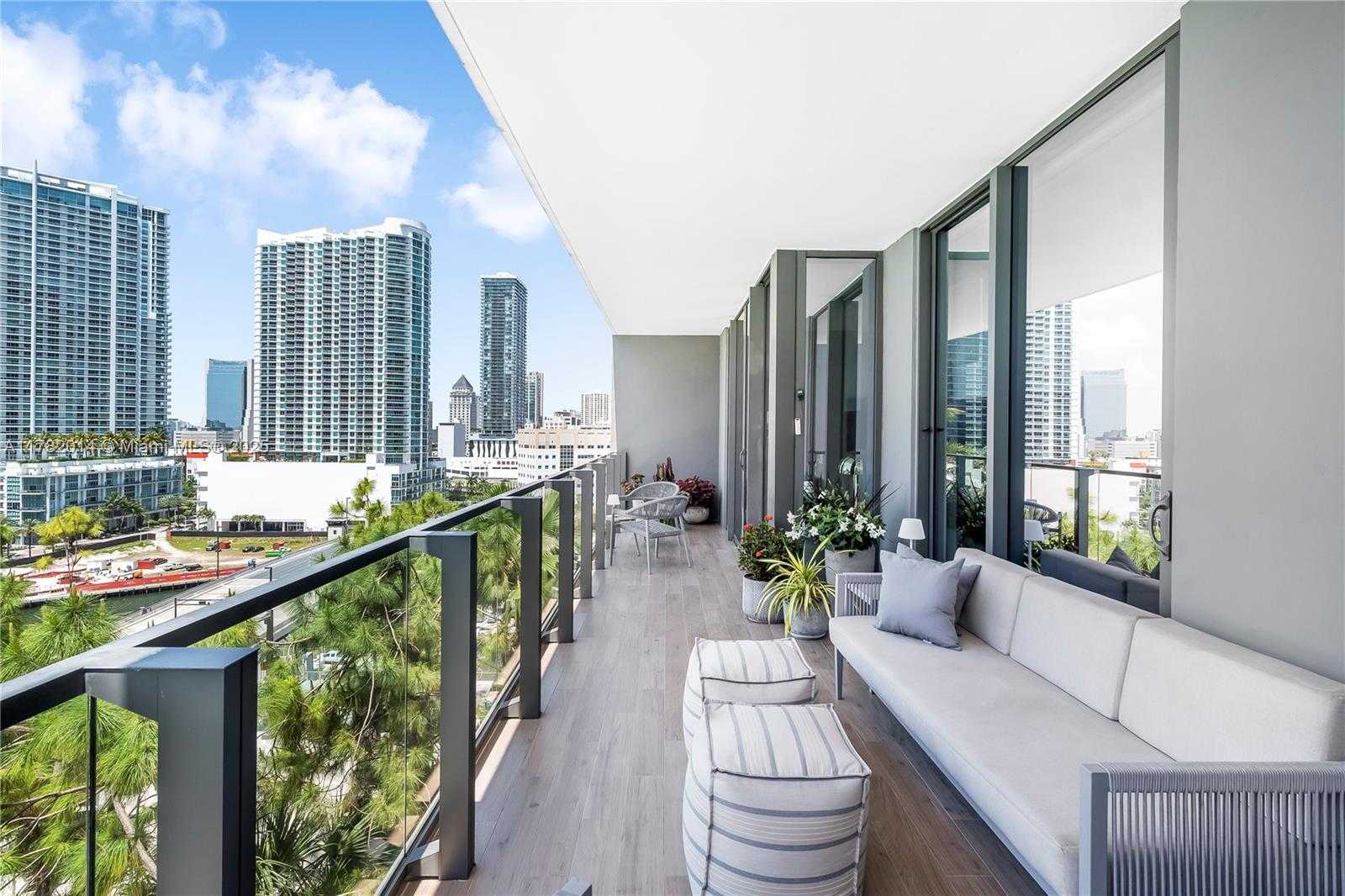 Small Image of 68 SOUTH EAST 6TH STREET #810, Miami Number 11