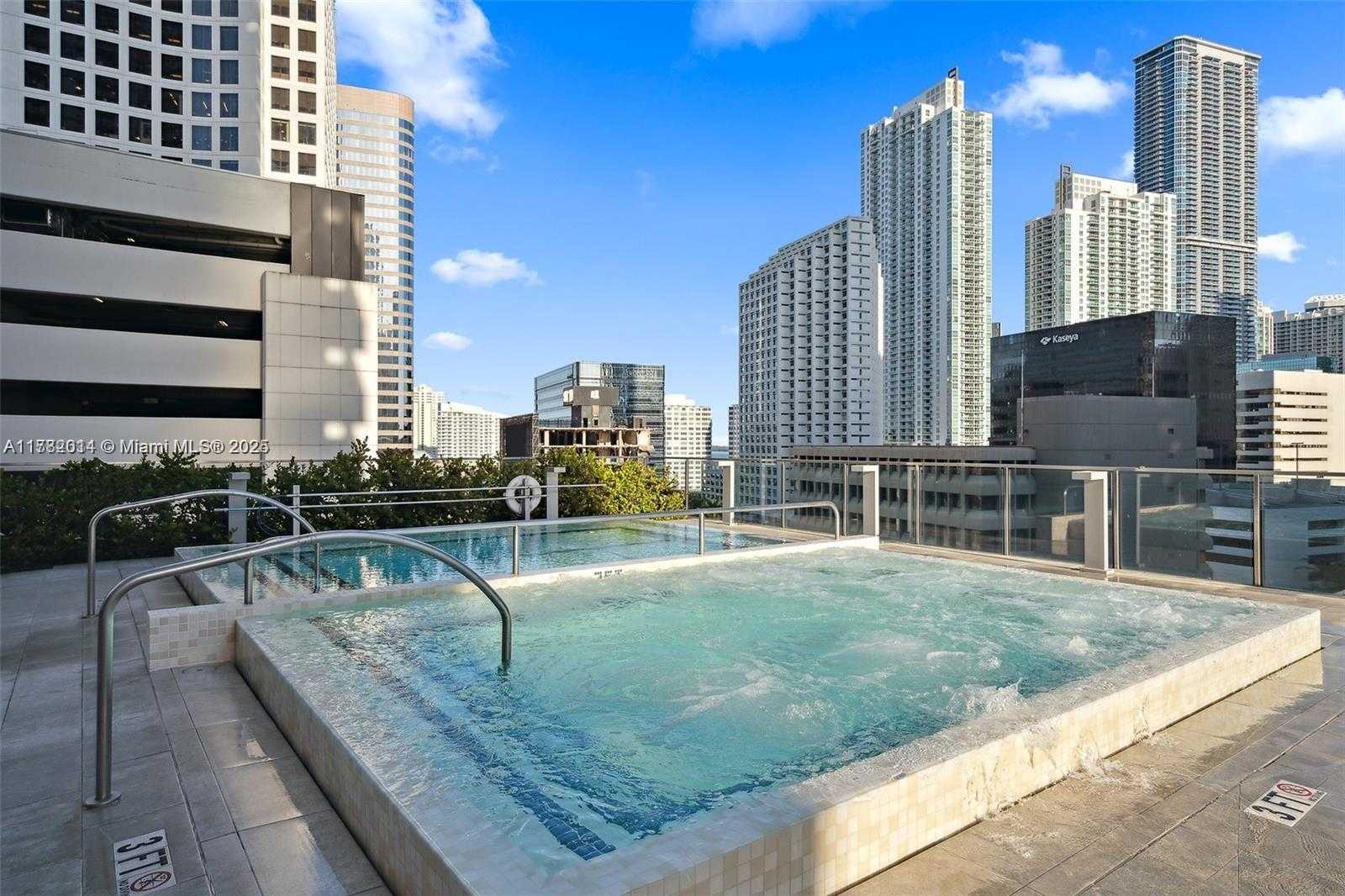 Small Image of 68 SOUTH EAST 6TH STREET #810, Miami Number 25