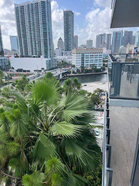 Small Image of 68 SOUTH EAST 6TH STREET #810, Miami Number 34