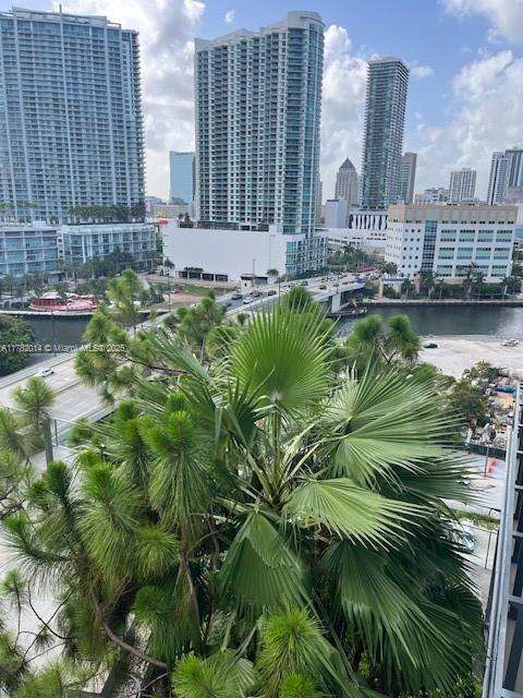 Small Image of 68 SOUTH EAST 6TH STREET #810, Miami Number 36