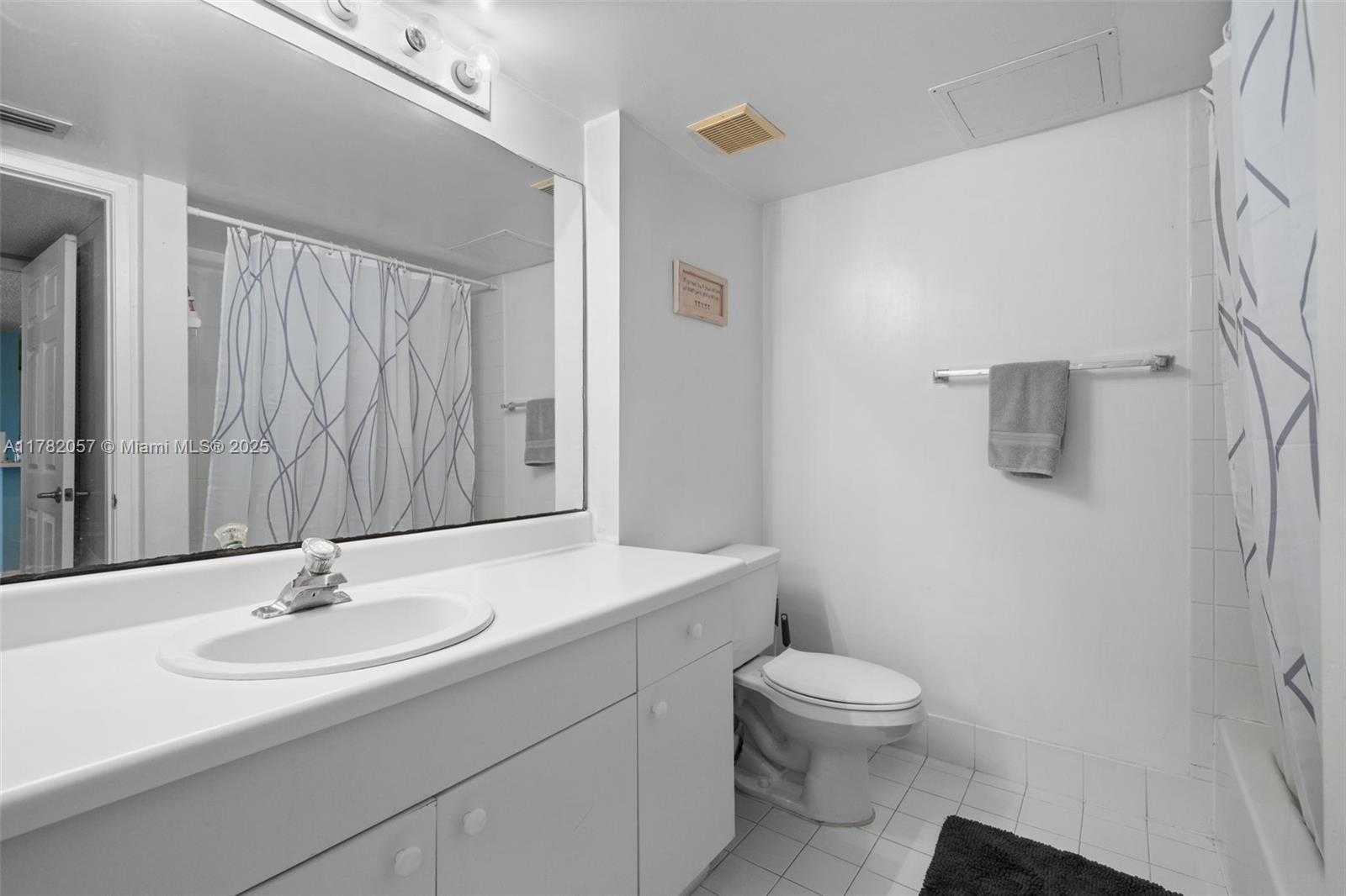 Small Image of 2600 SOUTH UNIVERSITY DR #107, Davie Number 13