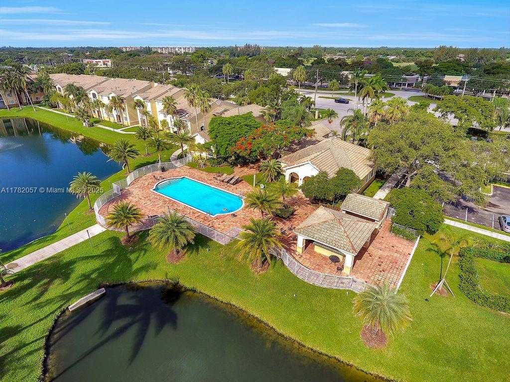 Small Image of 2600 SOUTH UNIVERSITY DR #107, Davie Number 23