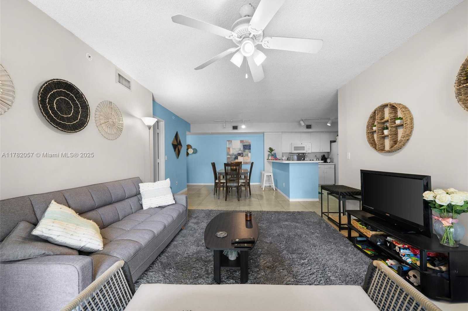 Small Image of 2600 SOUTH UNIVERSITY DR #107, Davie Number 5