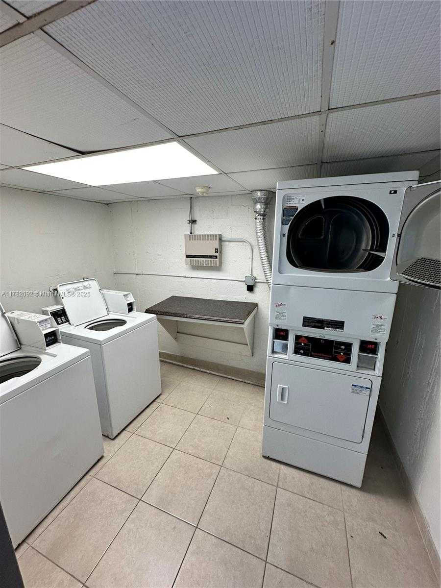 Small Image of 2020 NORTH EAST 135TH ST #807, North Miami Number 11