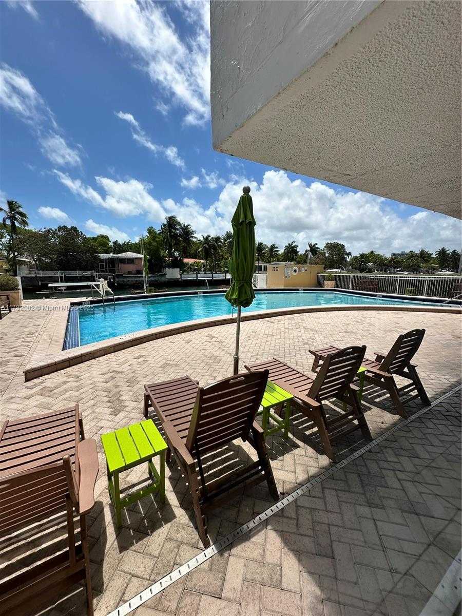 Small Image of 2020 NORTH EAST 135TH ST #807, North Miami Number 12