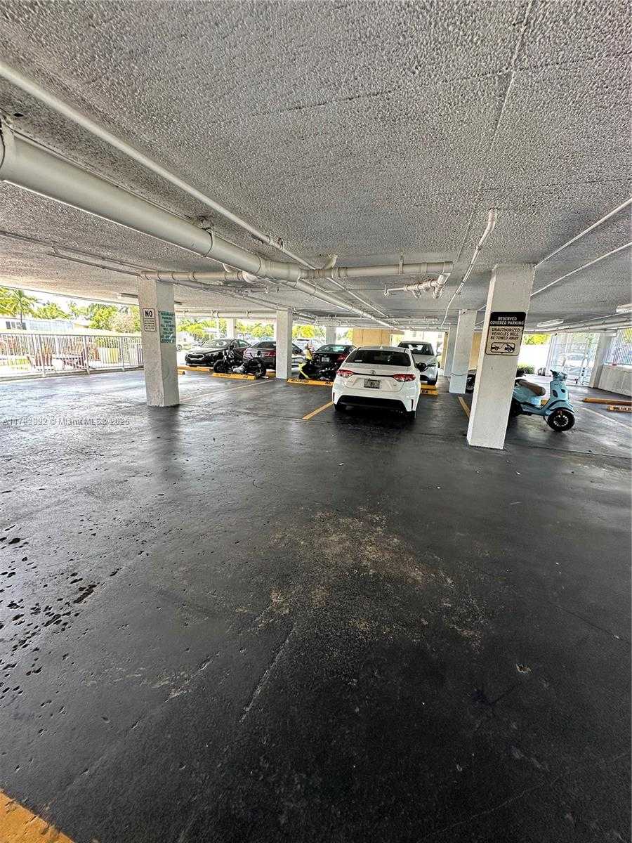 Small Image of 2020 NORTH EAST 135TH ST #807, North Miami Number 14
