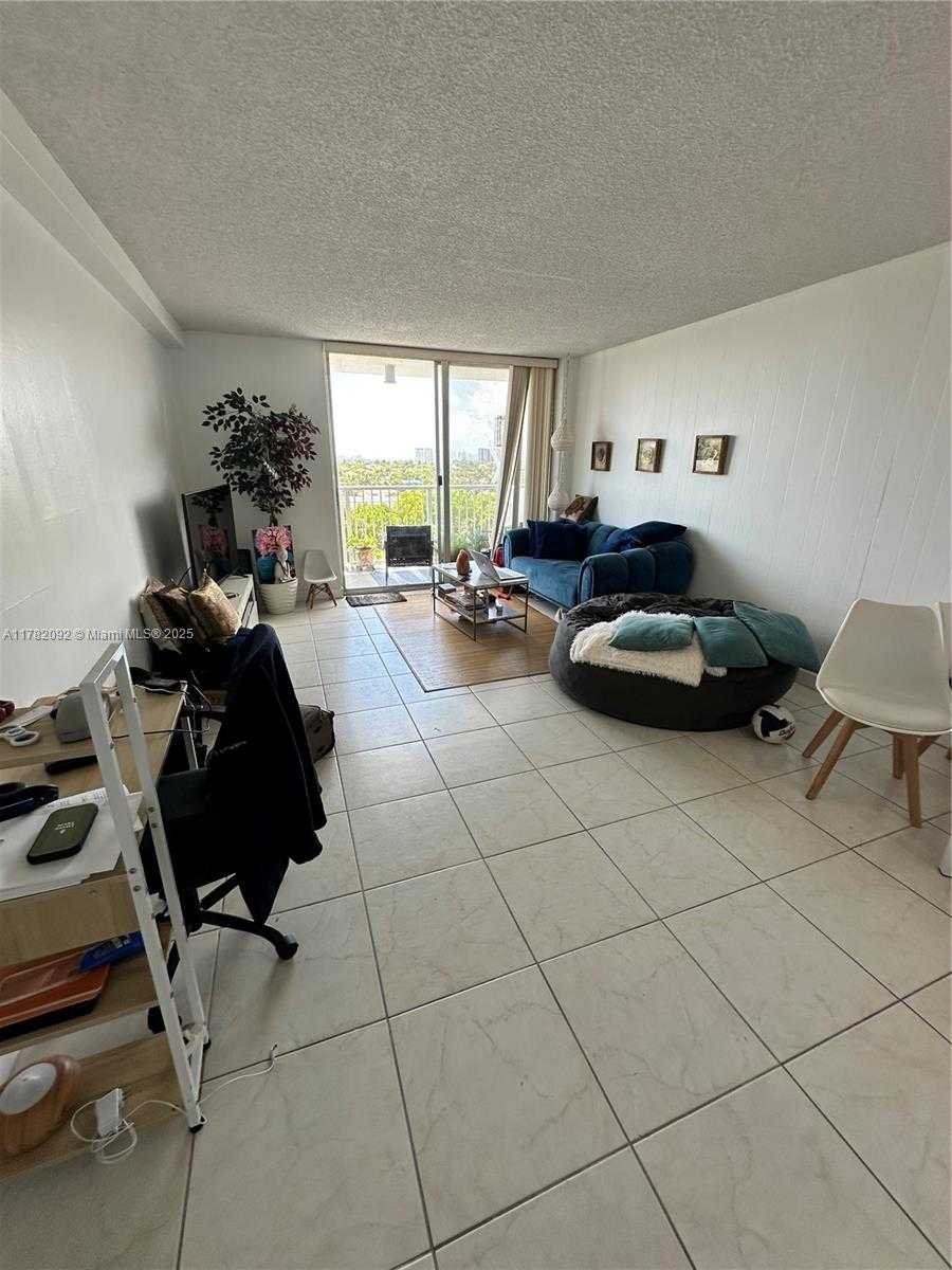 Small Image of 2020 NORTH EAST 135TH ST #807, North Miami Number 7