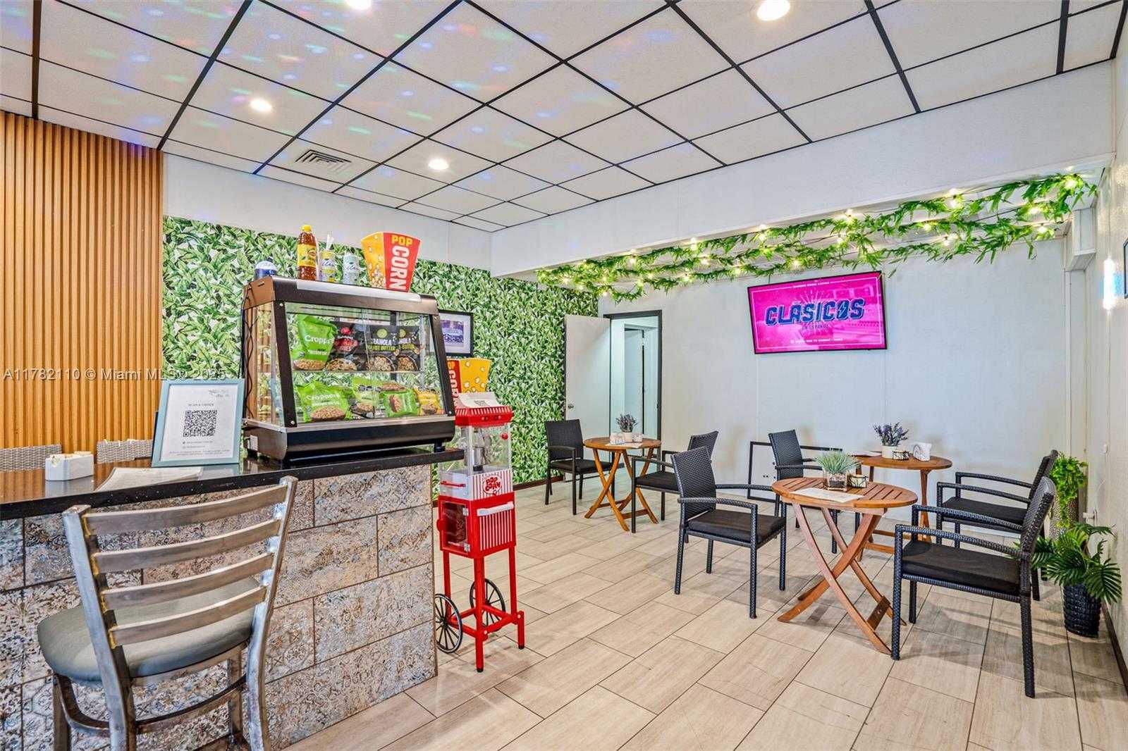 Small Image of 500 BAYVIEW DR #1418, Sunny Isles Beach Number 34